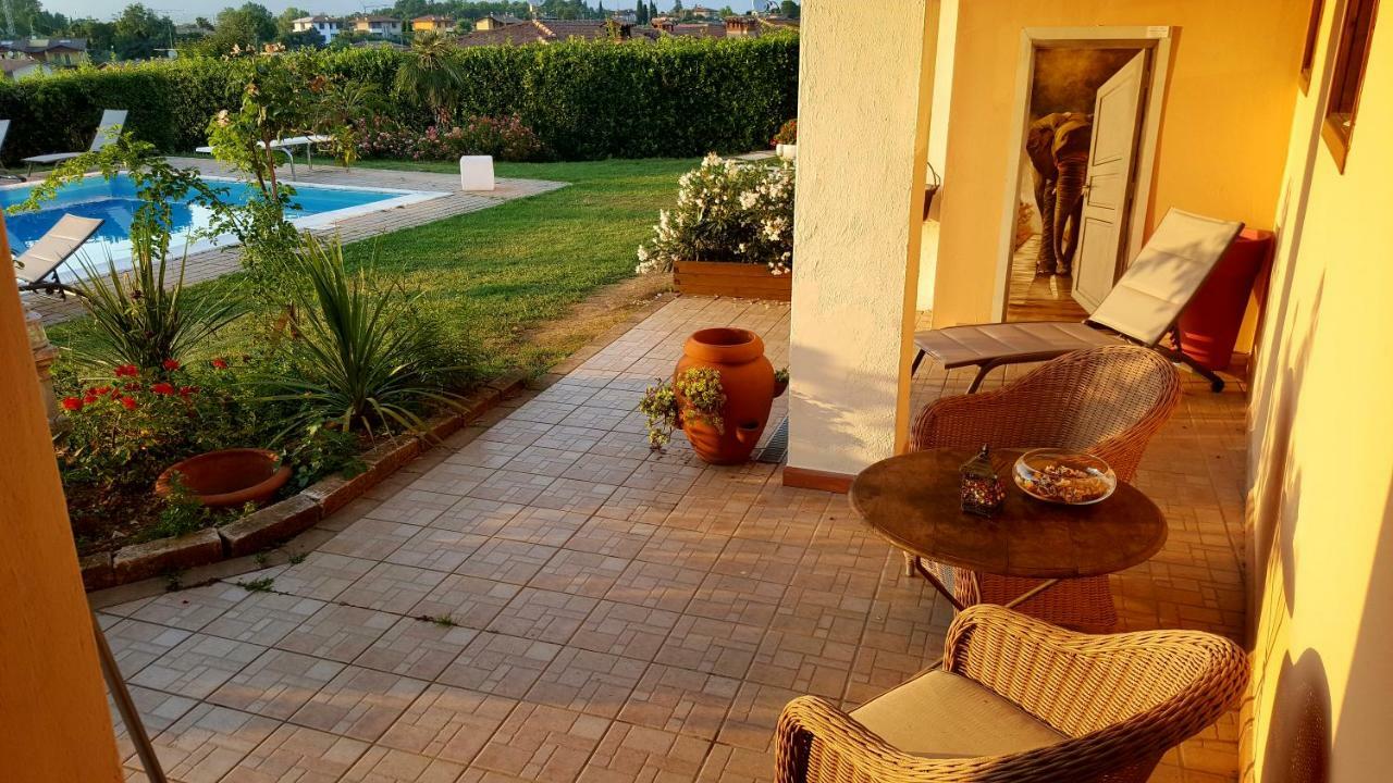 B&B Villa Fiorini Moniga del Garda Exterior photo