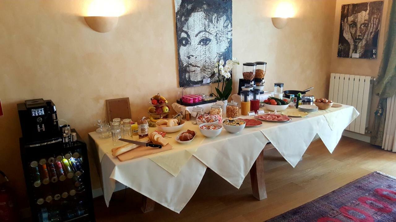 B&B Villa Fiorini Moniga del Garda Exterior photo